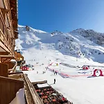 Le Levanna By Les Etincelles