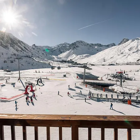 Hotel Le Levanna By Les Etincelles 4*