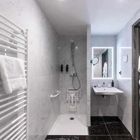 Hotel Le Levanna By Les Etincelles 4*